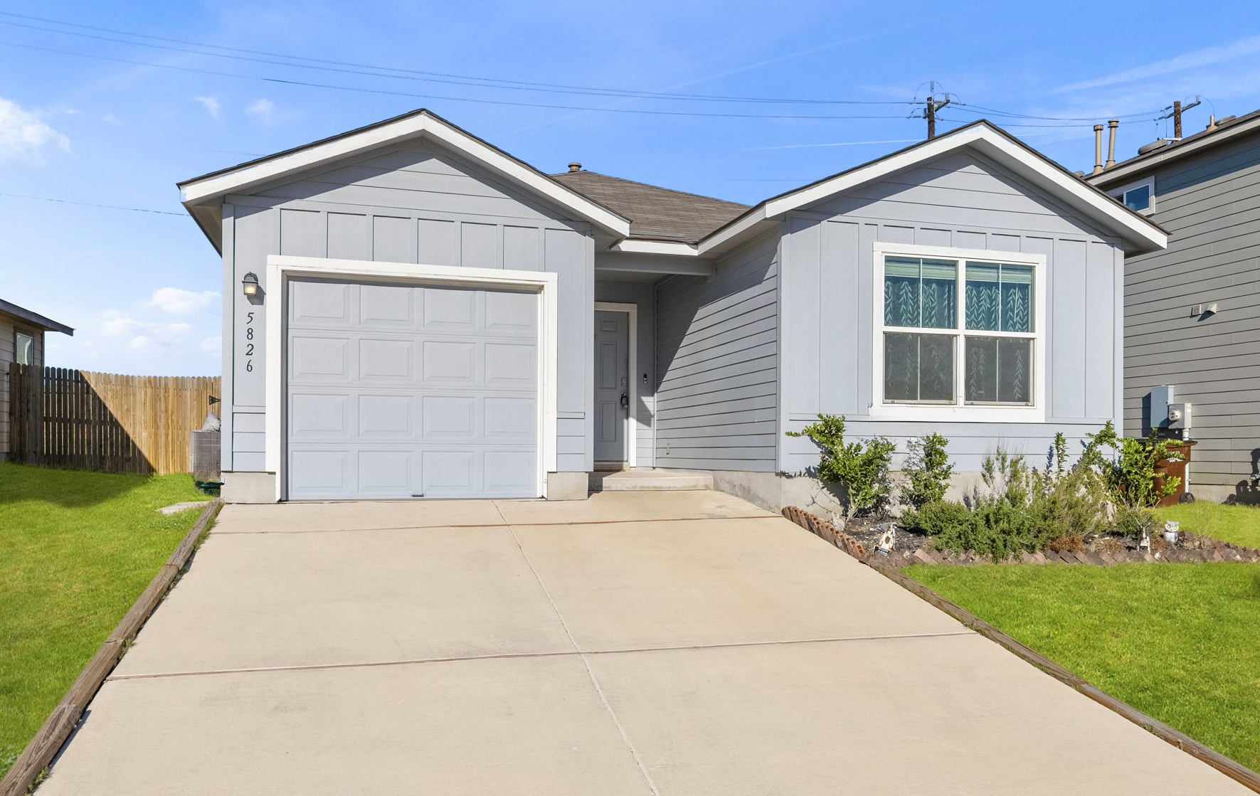 5826 Kendall Prairie