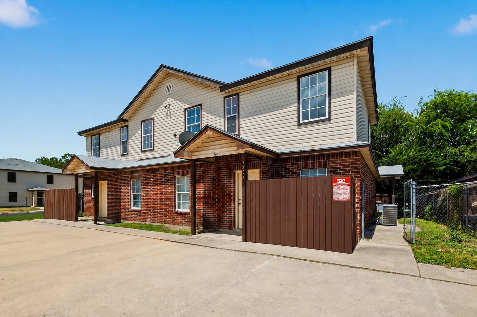 Property main image