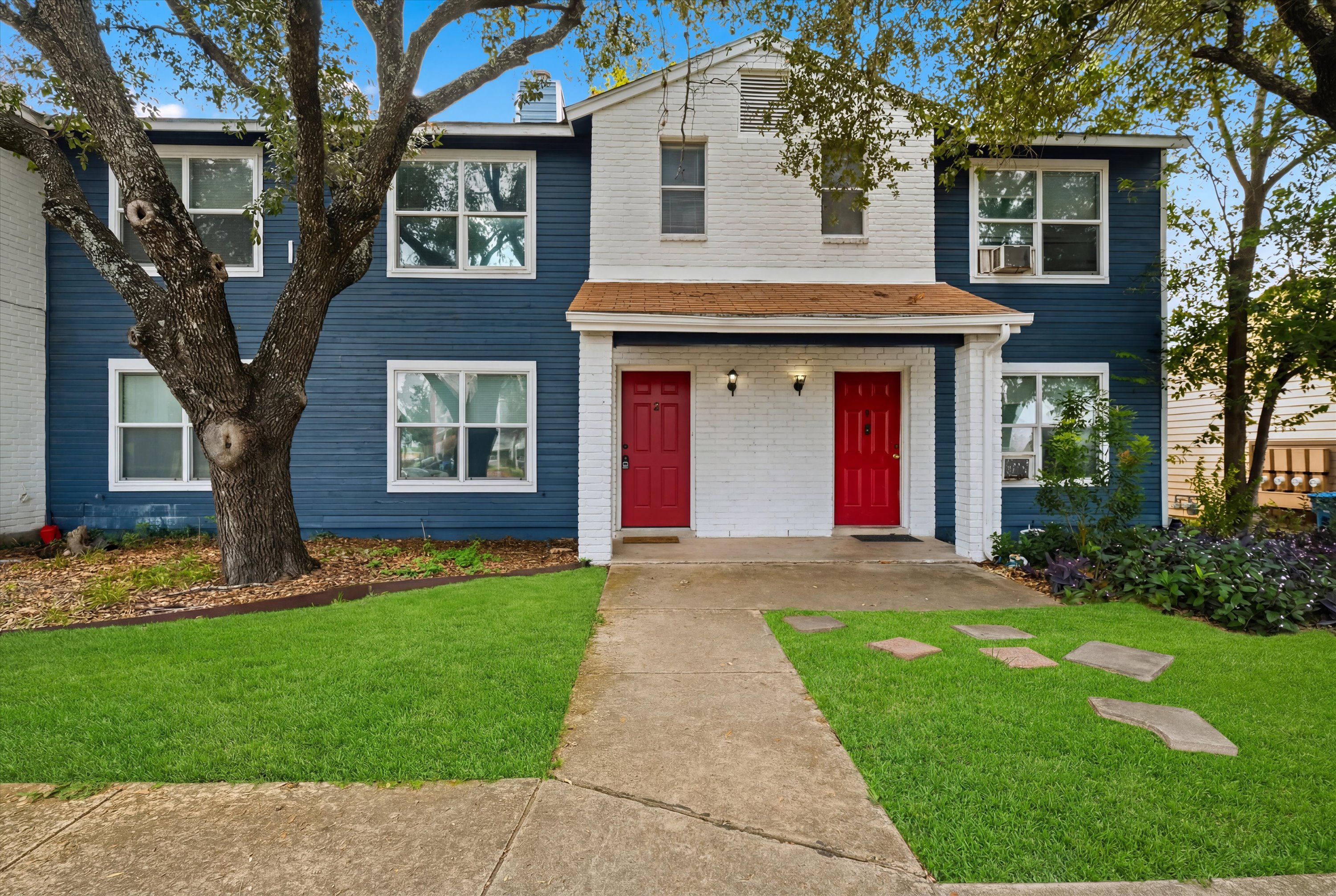 11136 El Sendero Street - 2